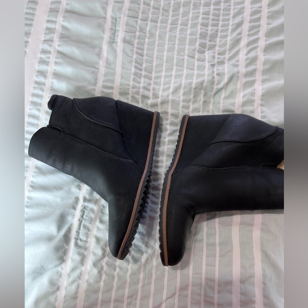 NATURALIZER SOUL Women's Black Haley Wedge Ankle Bootie size 8 - Picture 9 of 9